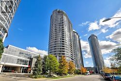 1008 - 151 VILLAGE GREEN SQUARE  Toronto, ON M1S 0K5