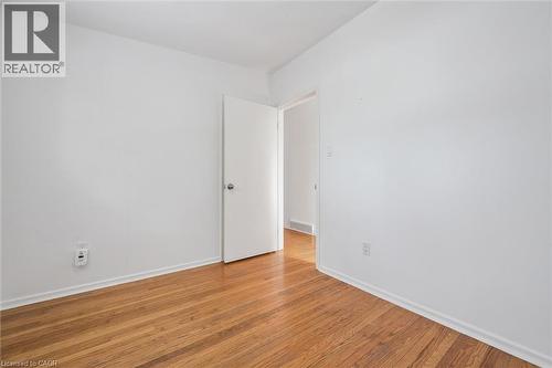 224 Lincoln Road, Waterloo, ON - Indoor Photo Showing Other Room