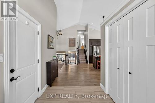 15 Kempton Avenue, Belleville (Thurlow Ward), ON - Indoor Photo Showing Other Room