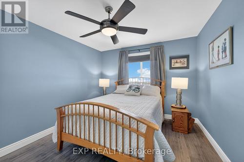 15 Kempton Avenue, Belleville (Thurlow Ward), ON - Indoor Photo Showing Bedroom