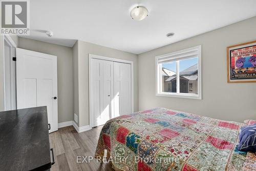 15 Kempton Avenue, Belleville (Thurlow Ward), ON - Indoor Photo Showing Bedroom