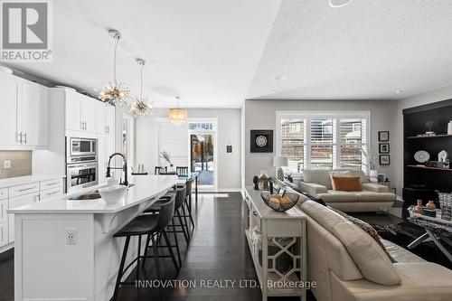 304 Eucalyptus Circle, Ottawa, ON - Indoor Photo Showing Other Room