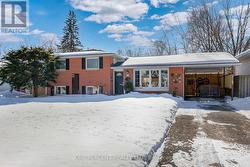26 PEDEN BOULEVARD  Brockville, ON K6V 3K3