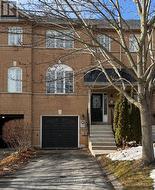 2494 GILL CRESCENT  Oakville, ON L6H 6P4