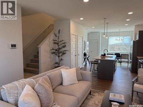 23 Taskamanwa Terrace, Saskatoon, SK - Indoor Photo Showing Living Room