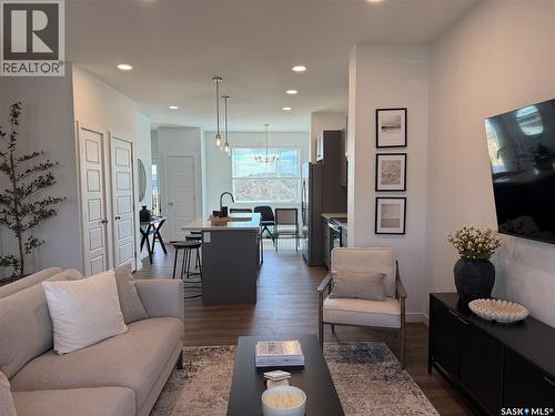 23 Taskamanwa Terrace, Saskatoon, SK - Indoor Photo Showing Living Room