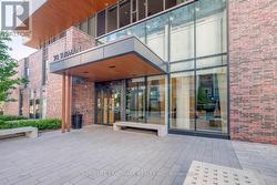 802 - 20 TUBMAN AVENUE  Toronto, ON M5A 0M8