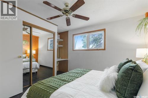 251 Hanley Crescent, Regina, SK - Indoor Photo Showing Bedroom