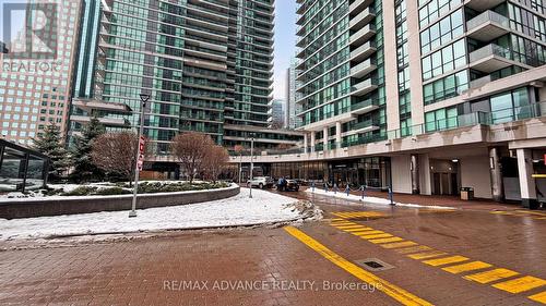 4713 - 33 Bay Street, Toronto, ON - Outdoor