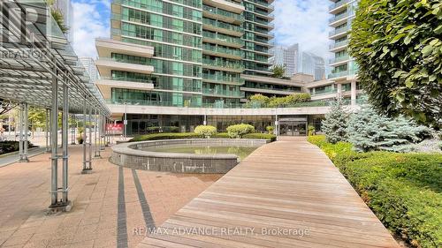 4713 - 33 Bay Street, Toronto, ON - Outdoor