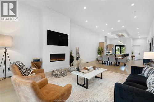 572 Lily Mac Boulevard, Windsor, ON - Indoor Photo Showing Living Room With Fireplace
