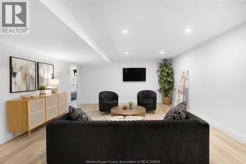 572 Lily Mac Boulevard, Windsor, ON - Indoor
