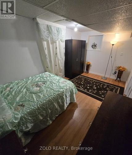 283 Grey Fox Drive, Kitchener, ON - Indoor Photo Showing Bedroom