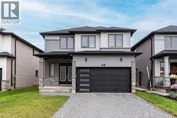 44 MILLER Drive  Ancaster, ON L9G 2J1