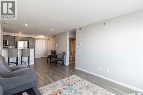 4311 108 Willis Crescent, Saskatoon, SK - Indoor Photo Showing Living Room