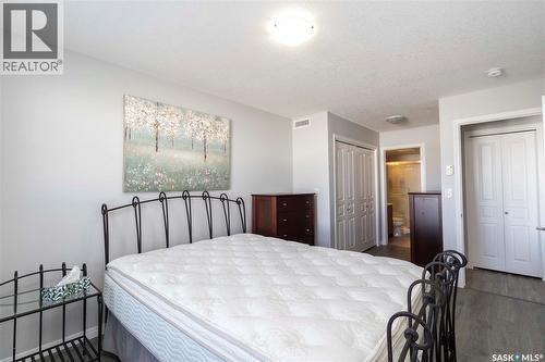 4311 108 Willis Crescent, Saskatoon, SK - Indoor Photo Showing Bedroom