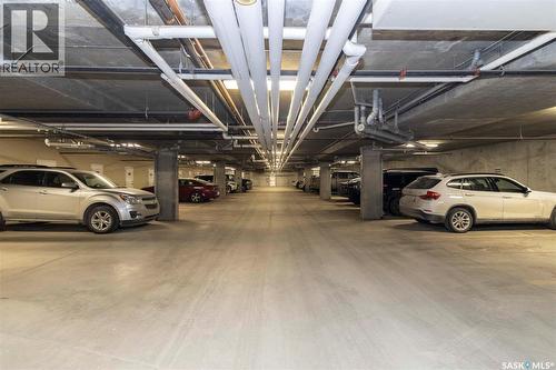 4311 108 Willis Crescent, Saskatoon, SK - Indoor Photo Showing Garage