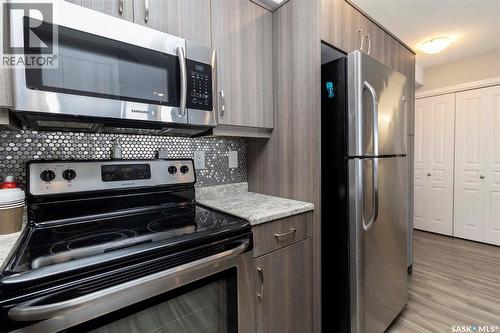 4311 108 Willis Crescent, Saskatoon, SK - Indoor Photo Showing Kitchen