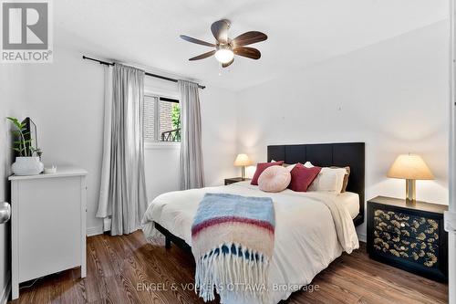 11 - 270 Beechwood Avenue, Ottawa, ON - Indoor Photo Showing Bedroom