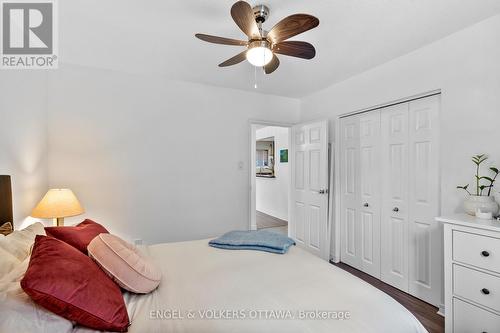 11 - 270 Beechwood Avenue, Ottawa, ON - Indoor Photo Showing Bedroom