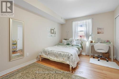 348 Stewart Street, Ottawa, ON - Indoor Photo Showing Bedroom