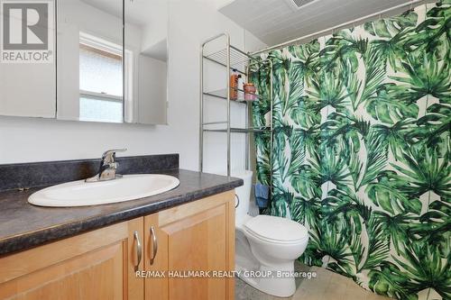 348 Stewart Street, Ottawa, ON - Indoor Photo Showing Bathroom