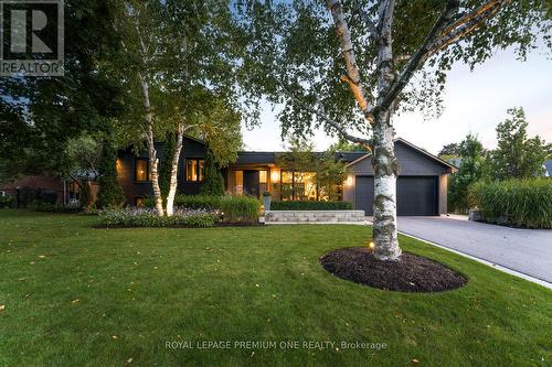 49 NORMAN DRIVE  King, ON L7B 1J2