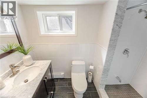 75 Emerald Crescent, Toronto, ON - Indoor Photo Showing Bathroom