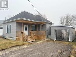 318 LAFONTAINE STREET  Chatham-Kent, ON N8A 4H9