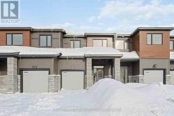 661 HAMSA STREET  Ottawa, ON K2J 6Z7