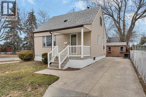 1402 ARTHUR ROAD  Windsor, ON N8Y 3Y7