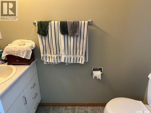 441 2Nd Avenue, Benson Rm No. 35, SK - Indoor Photo Showing Bathroom