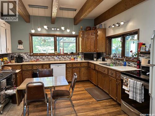441 2Nd Avenue, Benson Rm No. 35, SK - Indoor