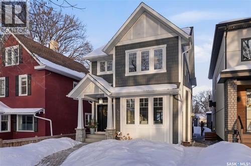 511 Lansdowne Avenue, Saskatoon, SK - Outdoor With Facade