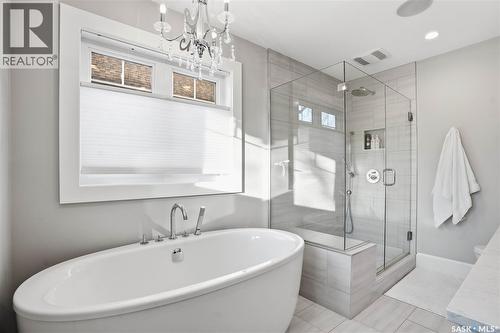 511 Lansdowne Avenue, Saskatoon, SK - Indoor Photo Showing Bathroom