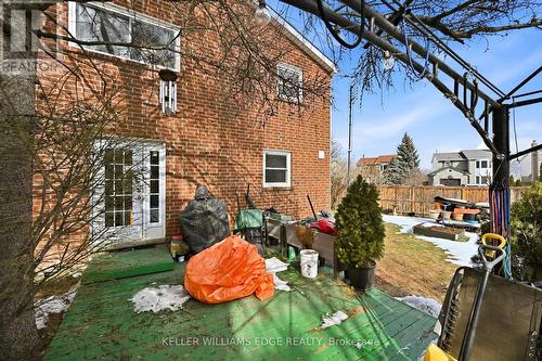 2478 Malcolm Crescent, Burlington, ON - Outdoor