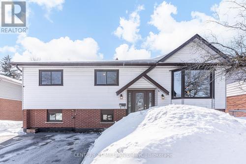 18 MORGANDALE CRESCENT E  Orangeville, ON L9W 3C7