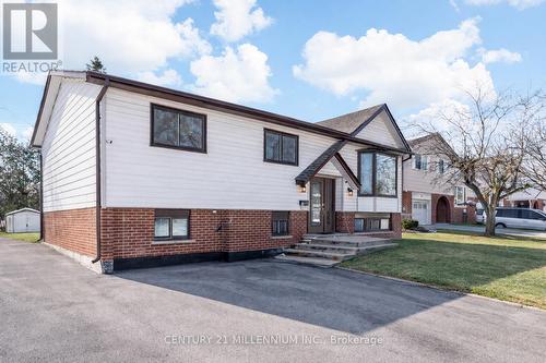 18 MORGANDALE CRESCENT E  Orangeville, ON L9W 3C7