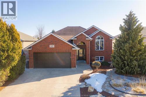 137 AMY CROFT  Lakeshore, ON N9K 1E6