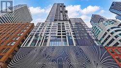 4215 - 87 PETER STREET  Toronto, ON M5V 0P1