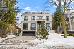 101 DUNLOE ROAD  Toronto, ON M5P 2T7