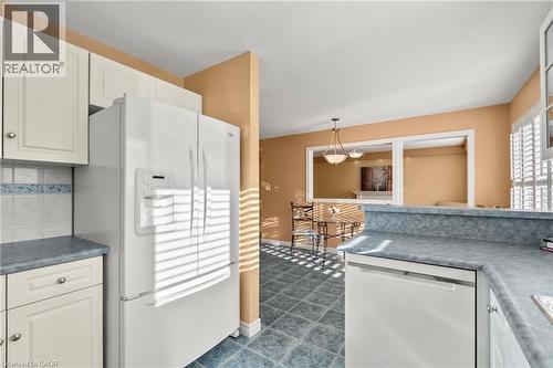 42 Archer Way, Hamilton, ON - Indoor Photo Showing Laundry Room