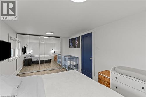 199 Barton Street W, Hamilton, ON - Indoor Photo Showing Other Room