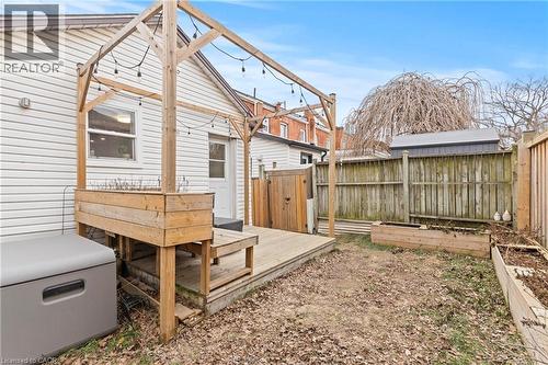 199 Barton Street W, Hamilton, ON - Outdoor