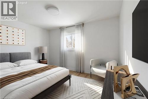 216 Walter Avenue S, Hamilton, ON - Indoor Photo Showing Bedroom