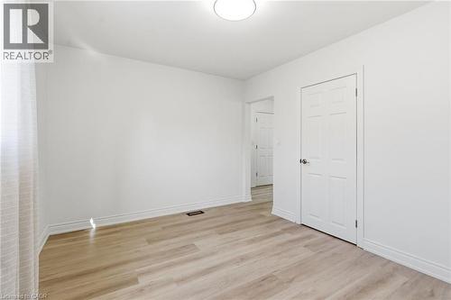 216 Walter Avenue S, Hamilton, ON - Indoor Photo Showing Other Room