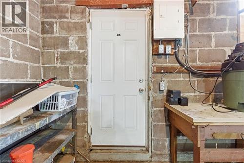 216 Walter Avenue S, Hamilton, ON - Indoor Photo Showing Other Room