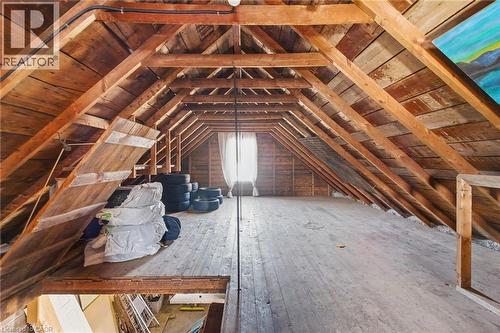 216 Walter Avenue S, Hamilton, ON - Indoor Photo Showing Other Room