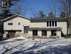 6386 VICTORIA AVENUE  Lambton Shores, ON N0N 1J2