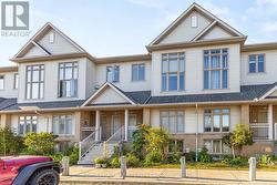 358 GALSTON PRIVATE  Ottawa, ON K1W 0G3
